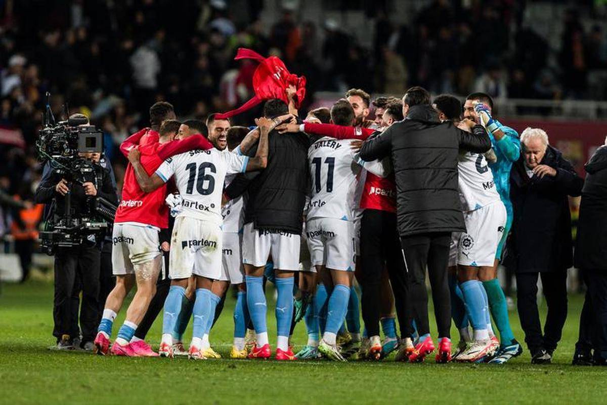 关于火热足球对决，场上交锋激情迸发的信息