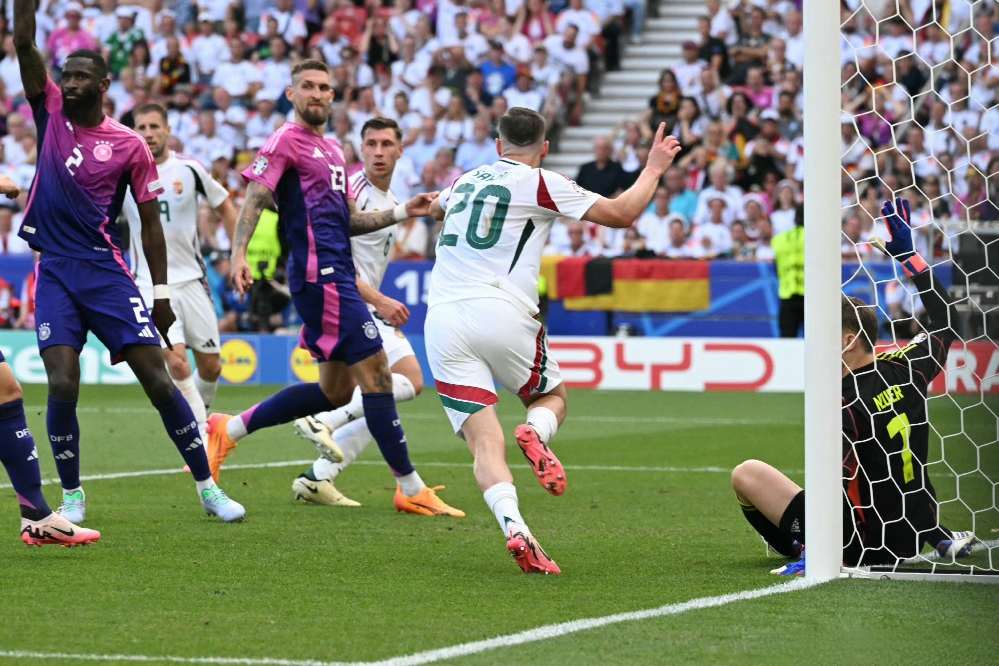 德国队在对阵国际对手时展现顶尖水平