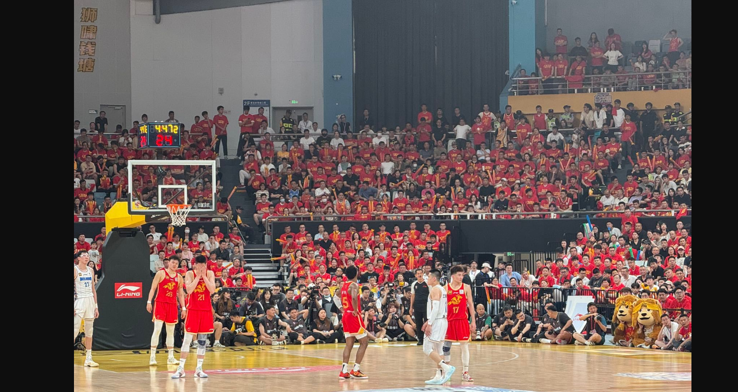 包含北京男篮火力全开，轻松赢得胜利的词条