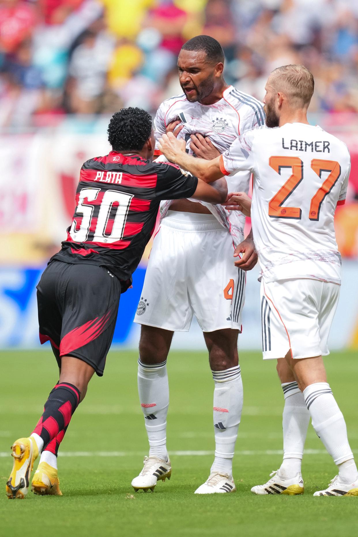 包含拜仁慕尼黑再度挺进强，为夺冠崭新开始的词条