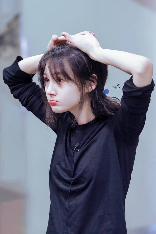 双线闪耀，马德里竞技连续得分压制巴拉圭，巴雷拉在意甲焦点战接管比赛