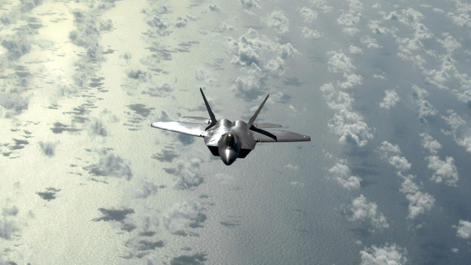 雷火电竞入驻-从悬疑到信仰，年度焦点战之夜，库里如何以一记绝杀改写历史叙事